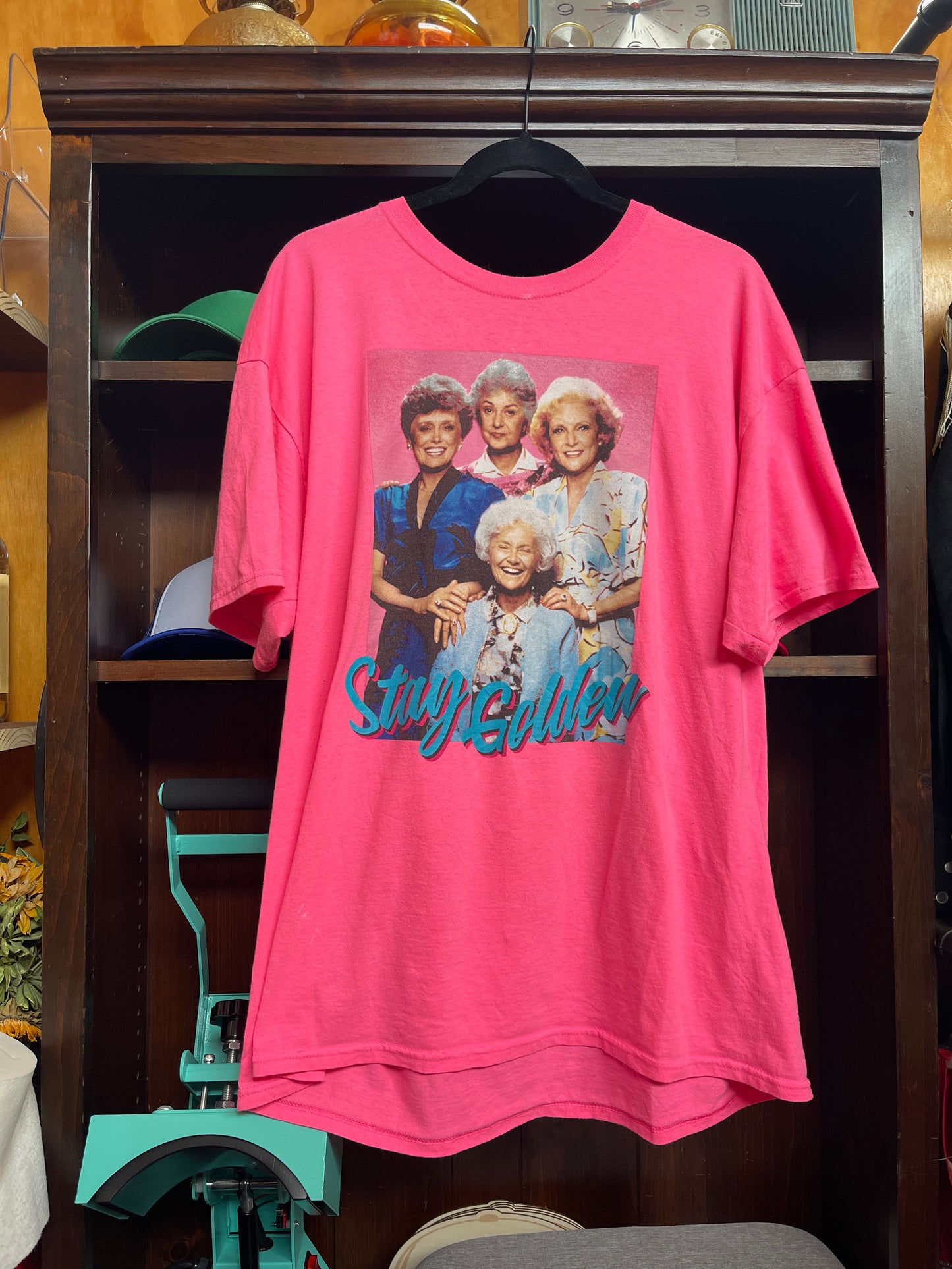 GOLDEN GIRLS ✨Stay Golden T-shirt✨