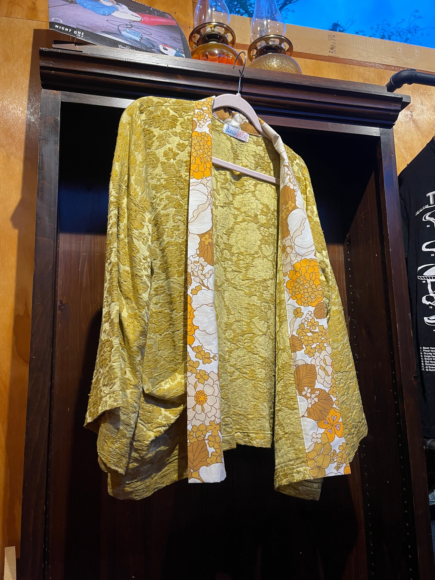 Hand-made Wide Sleeve Jacket