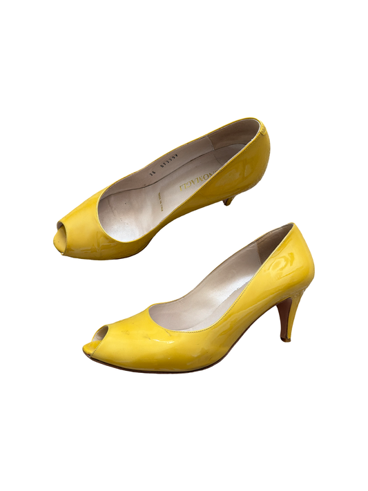 Vintage Bruno Magli Heels